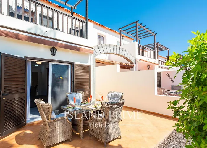 Tatil Evi House In Adelfas Ii Adf409